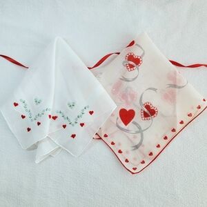 Heart Patterned Handkerchief Set, Embroidered Hankie, Red Hearts Hanky